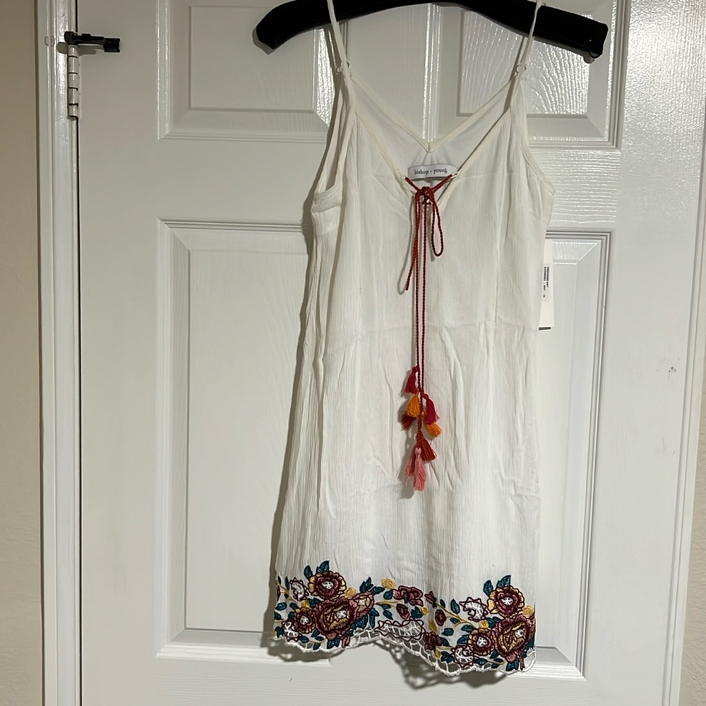Bishop + Young Embroidered Shift Dress Size XS NWT